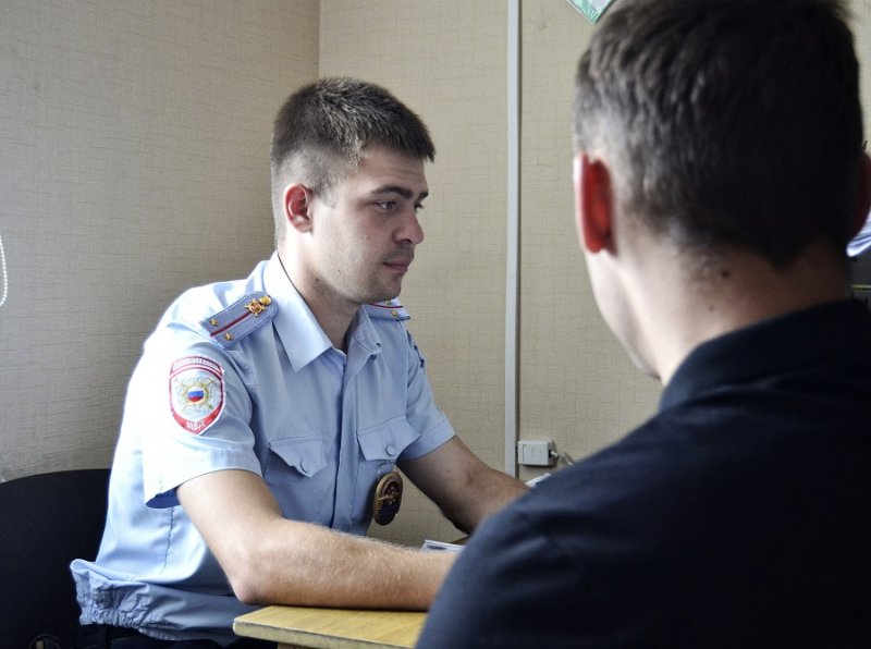 В Клявлинском районе за покушение на дачу взятки полицейскому задержан местный житель